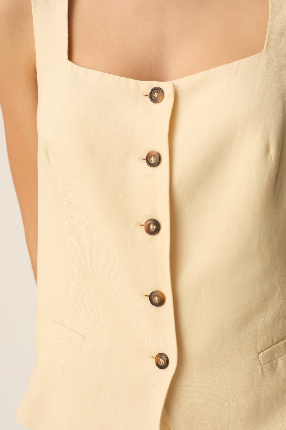 Top Tahmara Shell