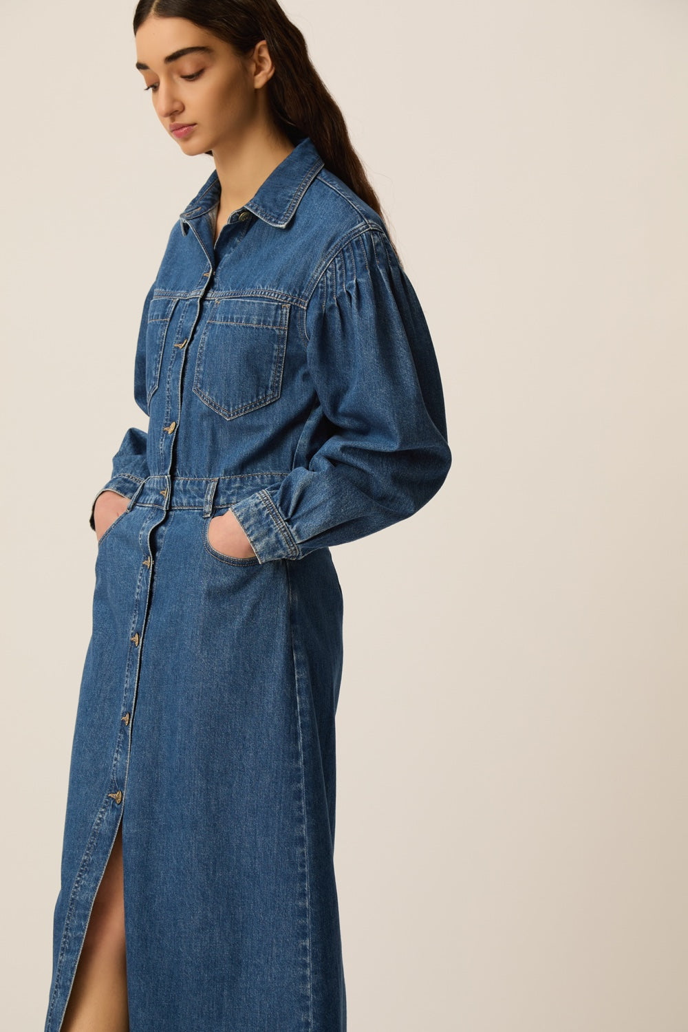 Robe Loreen Stone