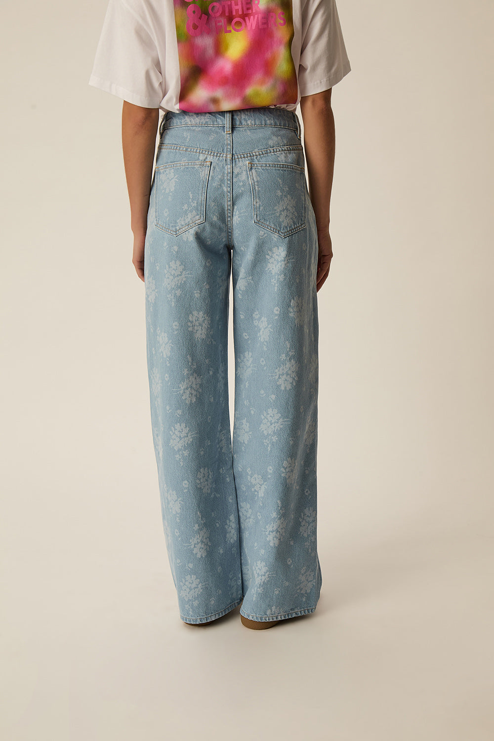 Jean Louela Floral Bleach