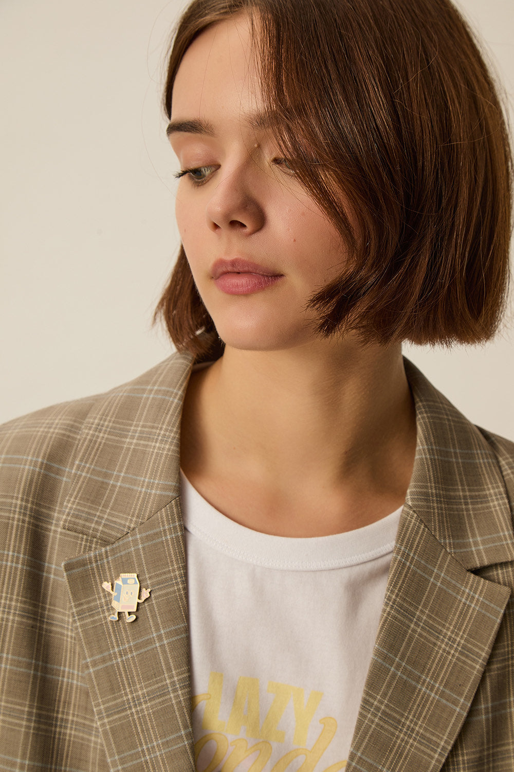 Broche Miko