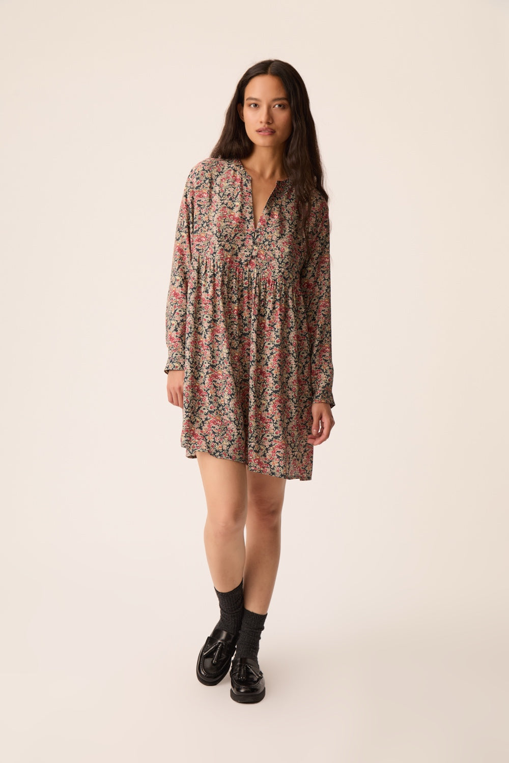 Robe Valorine Taya